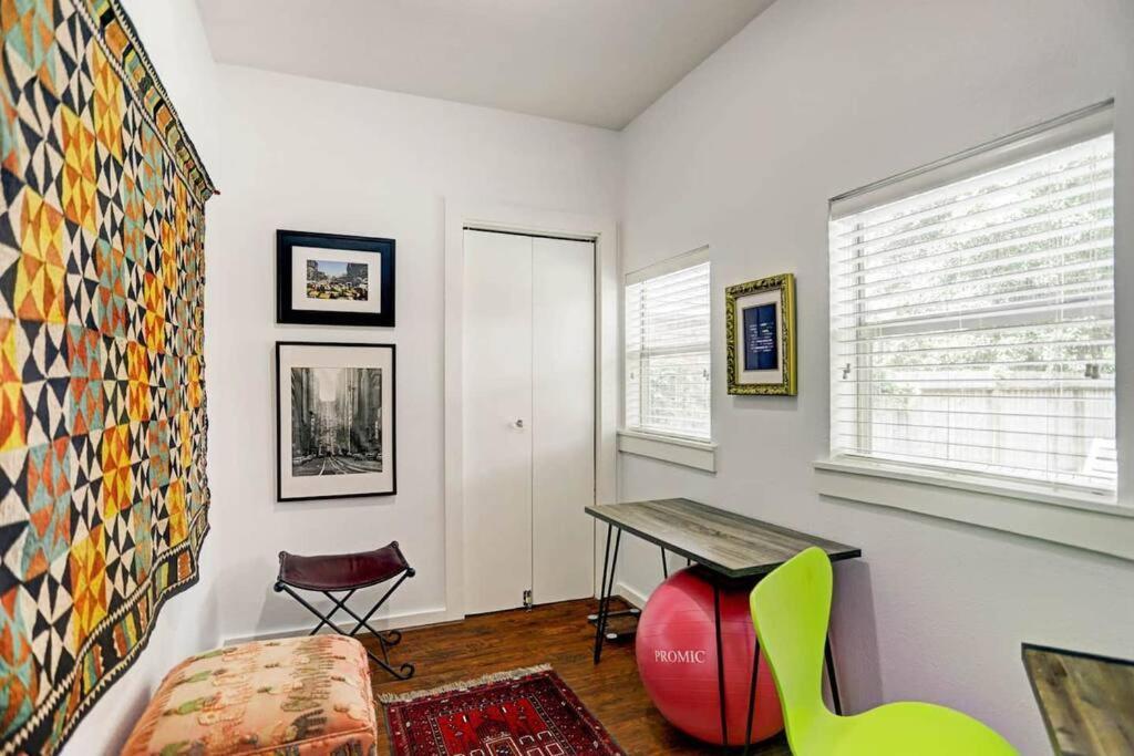 Vila Artsy Heights House: Walk To Food-Bars-Shops-Trails, Kids & Pet Friendly Houston Exteriér fotografie